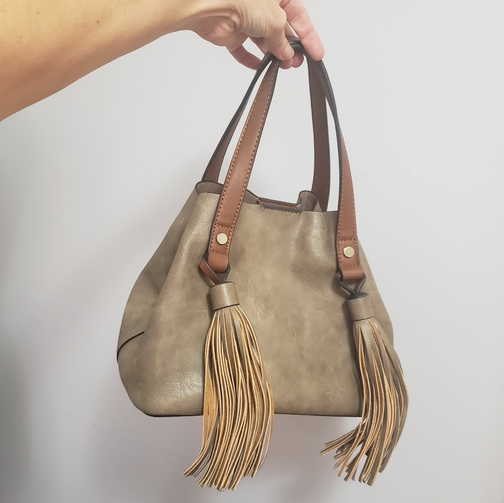 Satchel purse bag with double tassels NEW - Picture 9 of 12